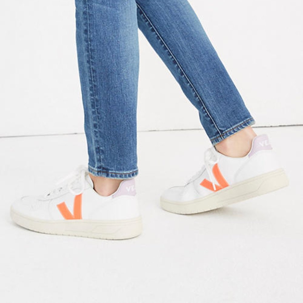 NIB Veja x Madewell V-10